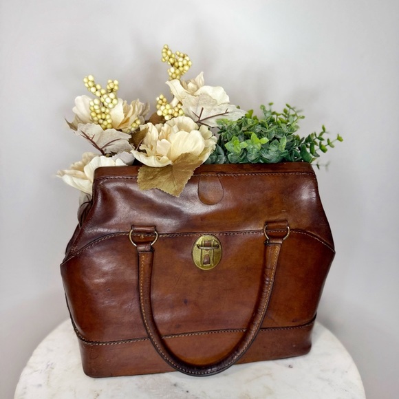 Vintage Leather Satchel Bag Paris Tan Distressed - Picture 8 of 8